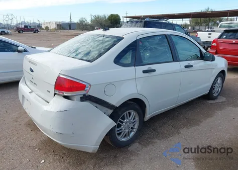 2009 Ford Focus Se z USA, uszkodzony, nr VIN 1FAHP35N09W213065